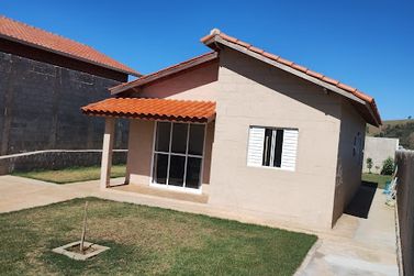 Casa &agrave; venda - 65m&sup2; - Loteamento Parque Serras de Atibaia I