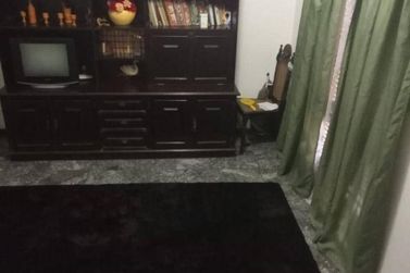 Casa &agrave; venda - 400m&sup2; - Jardim Siriema