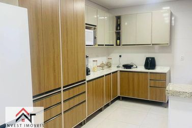 Casa &agrave; venda - 150m&sup2; - Alvin&oacute;polis