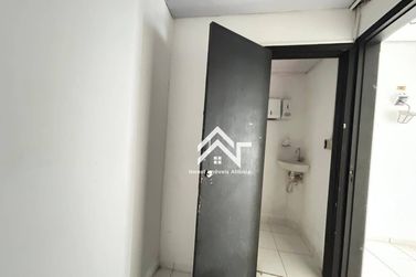 Sal&atilde;o Comercial para alugar - 50m&sup2; - Centro