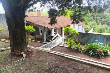 Ch&aacute;cara &agrave; venda - 5150m&sup2; - Jardim Maracan&atilde;