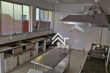 Sal&atilde;o Comercial para alugar - 565m&sup2; - Centro