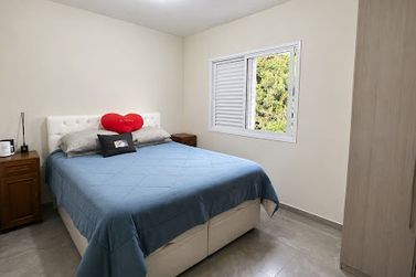 Casa &agrave; venda - 100m&sup2; - Jardim dos Pinheiros