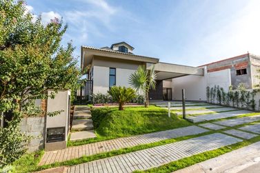 Casa &agrave; venda - 350m&sup2; - LOTEAMENTO GRANVILLE ATIBAIA