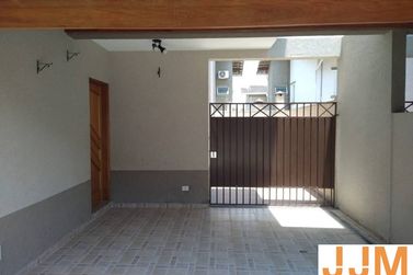 Casa &agrave; venda - 101m&sup2; - Jardim estancia Brasil