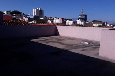 Sobrado &agrave; venda - 150m&sup2; - CENTRO