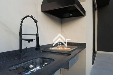 Casa &agrave; venda - 180m&sup2; - Condom&iacute;nio Portal Lamis