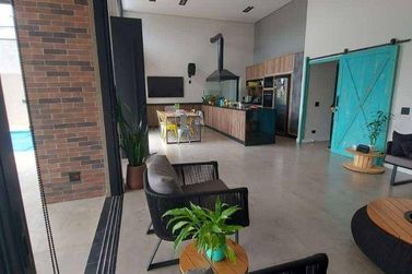 Casa &agrave; venda - 231m&sup2; - Ch&aacute;caras Maring&aacute;