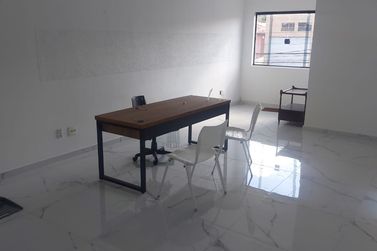 Sala Comercial para alugar - 45m&sup2; - ALVIN&Oacute;POLIS