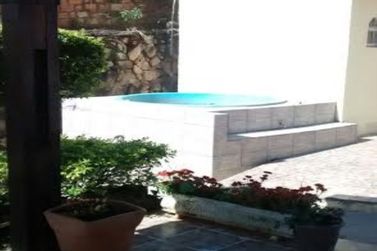 Ch&aacute;cara &agrave; venda - 260m&sup2; - Vit&oacute;ria R&eacute;gia