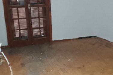 Casa &agrave; venda - VILA GARD&Ecirc;NIA