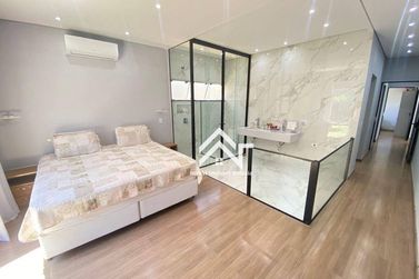 Casa &agrave; venda - 185m&sup2; - Jardim Shangri-L&aacute;