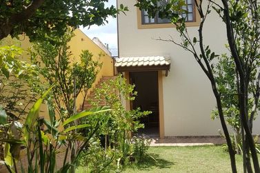 Casa &agrave; venda - 360m&sup2; - Loanda