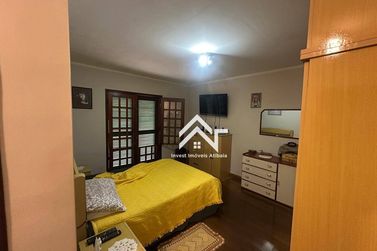 Casa &agrave; venda - 225m&sup2; - Jardim dos Pinheiros