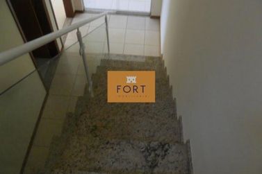 Casa &agrave; venda - 370m&sup2; - Jardim Paulista