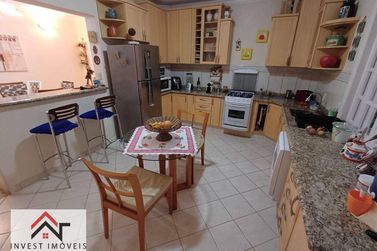 Casa &agrave; venda - 263m&sup2; - Jardim Itaperi