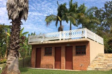 Ch&aacute;cara &agrave; venda - 3200m&sup2; - Parque Rio Abaixo