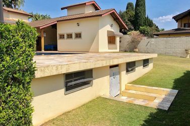 Casa &agrave; venda - 250m&sup2; - VILA ESPERIA OU GIGLIO