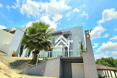Casa &agrave; venda - 380m&sup2; - Vale do Sol
