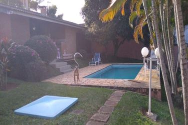 Casa &agrave; venda - 940m&sup2; - JARDIM DO LAGO
