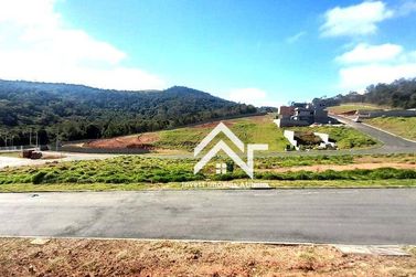Terreno &agrave; venda - 300m&sup2; - Condom&iacute;nio Portal Lamis