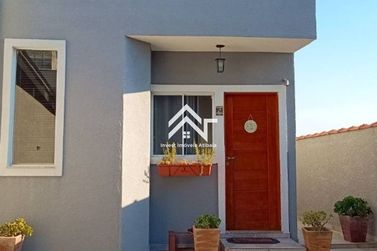 Casa para alugar - 120m&sup2; - Nova Cerejeira