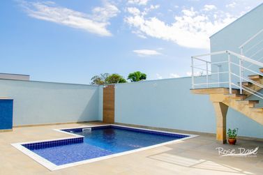 Casa &agrave; venda - JARDIM DOS PINHEIROS