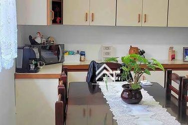 Casa &agrave; venda - 180m&sup2; - Jardim Santos Dumont