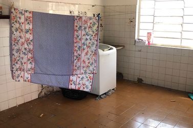Sobrado &agrave; venda - 150m&sup2; - CENTRO