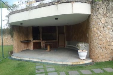 Casa &agrave; venda - 645m&sup2; - Nova Gard&ecirc;nia