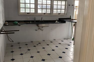 Sobrado &agrave; venda - CONDOM&Iacute;NIO PARQUE DAS GAR&Ccedil;AS II