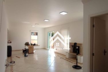 Casa para alugar - 155m&sup2; - Loanda