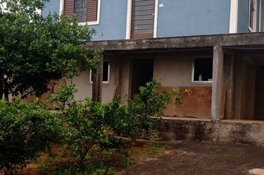 Casa &agrave; venda - JARDIM DAS CEREJEIRAS
