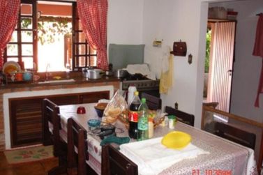 Casa &agrave; venda - 306m&sup2; - Condominio Portal das Hortencias