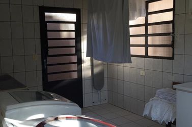 Casa &agrave; venda - 377m&sup2; - JARDIM DAS FLORES