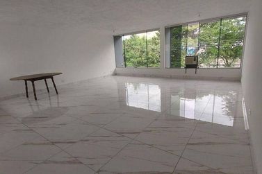 Sal&atilde;o Comercial para alugar - 57m&sup2; - Centro