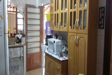 Casa &agrave; venda - 150m&sup2; - Jardim Alvin&oacute;polis