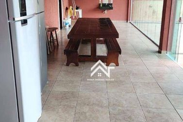 Casa &agrave; venda - 429m&sup2; - Vale das Flores
