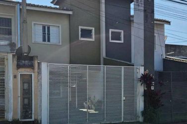 Casa &agrave; venda - 73m&sup2; - Jardim Jaragu&aacute;
