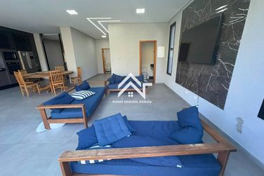 Casa para alugar - 228m&sup2; - Rio Abaixo