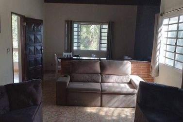 Ch&aacute;cara &agrave; venda - 1500m&sup2; - Alpes Bom Jesus