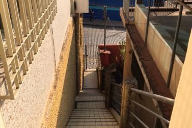 Casa para alugar - CENTRO