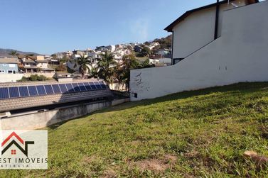 Terreno &agrave; venda - 450m&sup2; - Condom&iacute;nio Residencial &Aacute;gua Verde