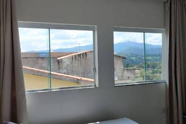 Sobrado &agrave; venda - 200m&sup2; - Jardim Imperial