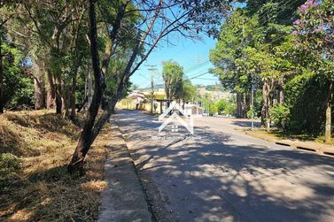 Terreno &agrave; venda - 2854m&sup2; - Jardim Colonial