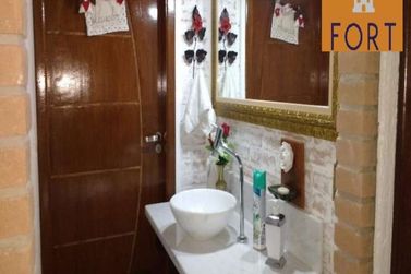 Casa &agrave; venda - 180m&sup2; - Jardim Alvin&oacute;polis