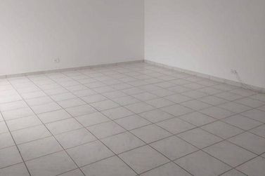 Sal&atilde;o Comercial para alugar - 66m&sup2; - Estancia Lynce