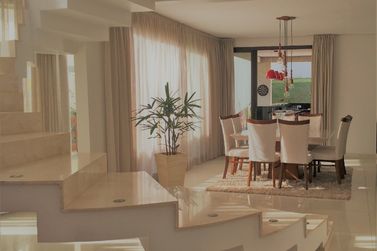 Casa &agrave; venda - 230m&sup2; - Jardim Imperial
