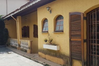 Casa &agrave; venda - 397m&sup2; - RETIRO DAS FONTES