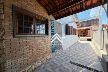 Casa para alugar - 212m&sup2; - Jardim do Lago